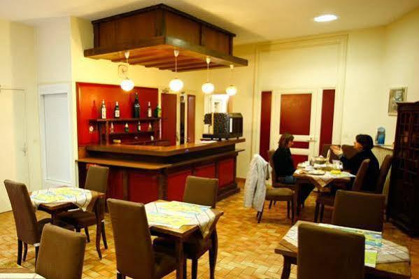 Royal Hotel 앙제 외부 사진